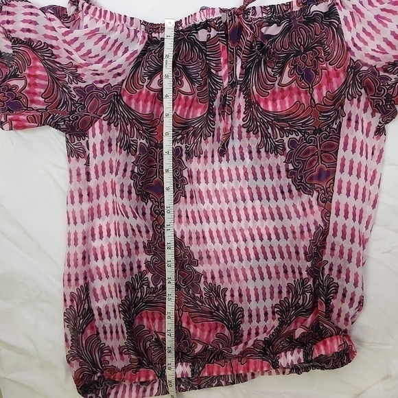 BEBE Floral Sheer Cold Shoulder Top - Picture 10 of 10